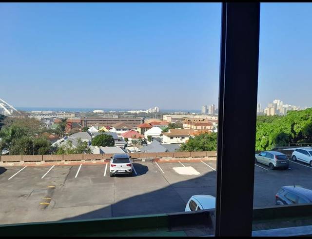 2 BEDROOM APARTMENT FOR SALE IN WINDERMERE